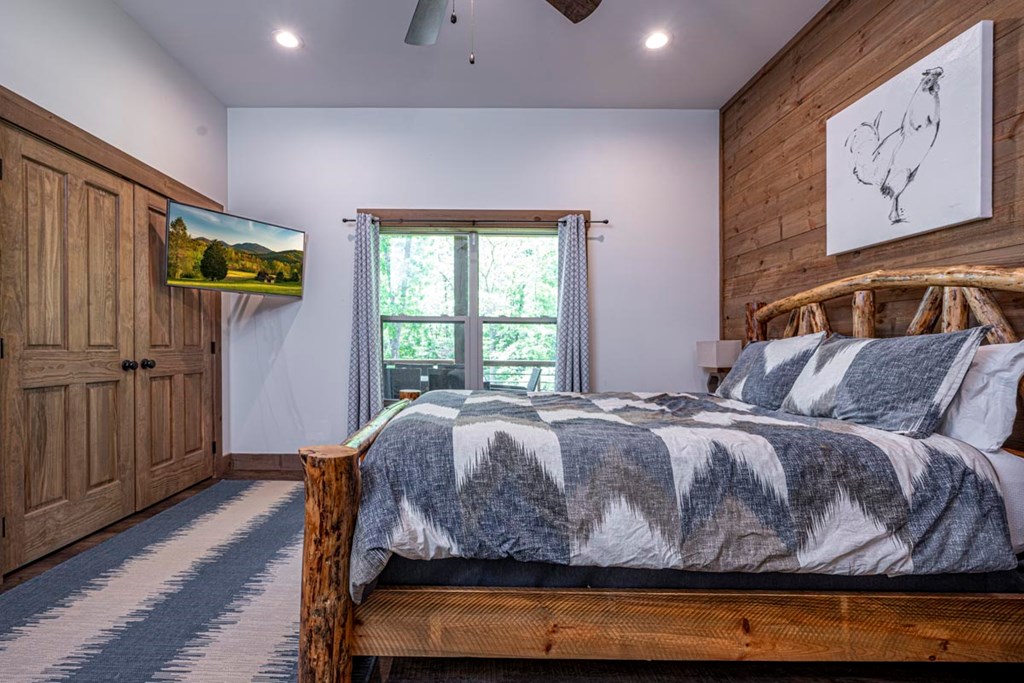 415548 Blue Ridge Residential