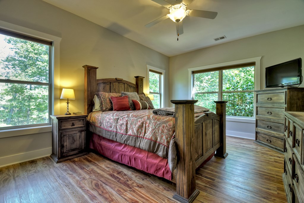 415556 Morganton Residential