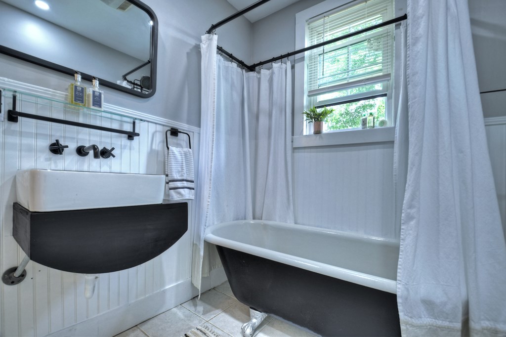 415558 Blue Ridge Residential