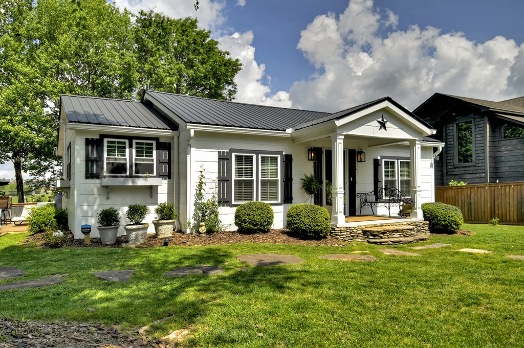 415558 Blue Ridge Residential