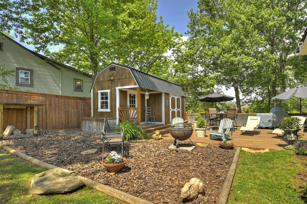 415558 Blue Ridge Residential