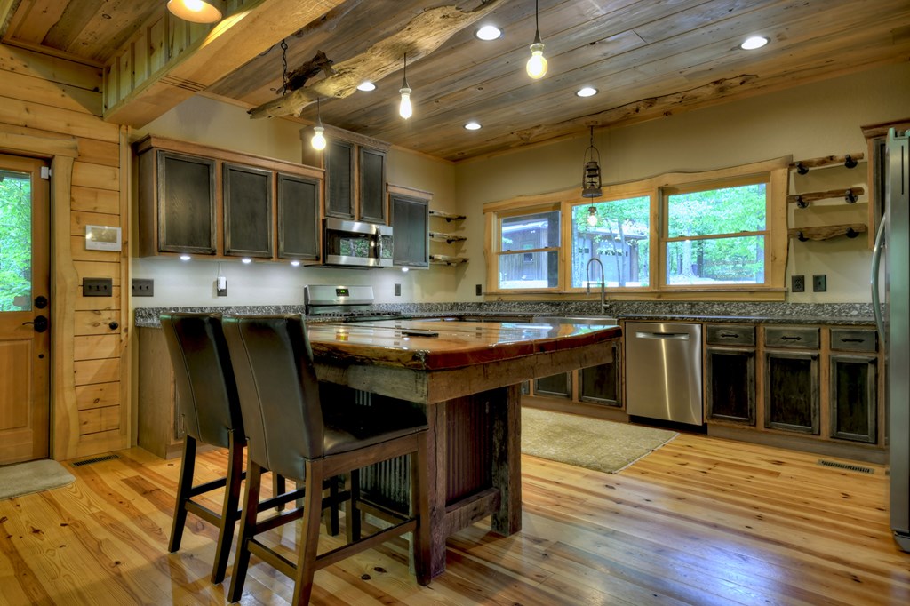 415559 Ellijay Residential