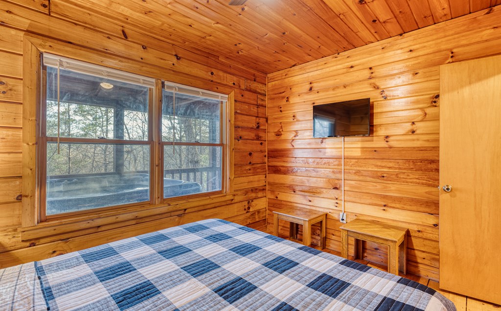 415560 Blue Ridge Residential