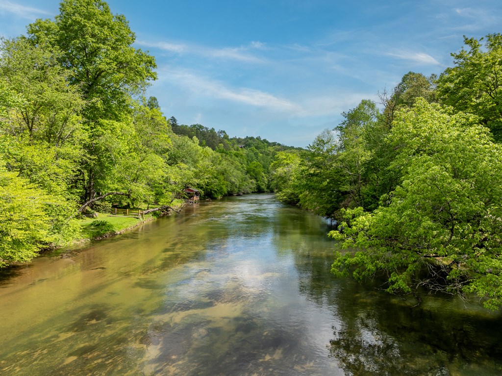 415561 Blue Ridge Residential