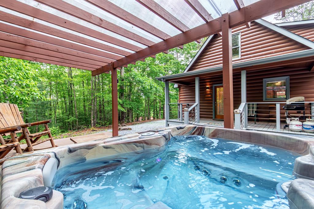 415565 Blue Ridge Residential
