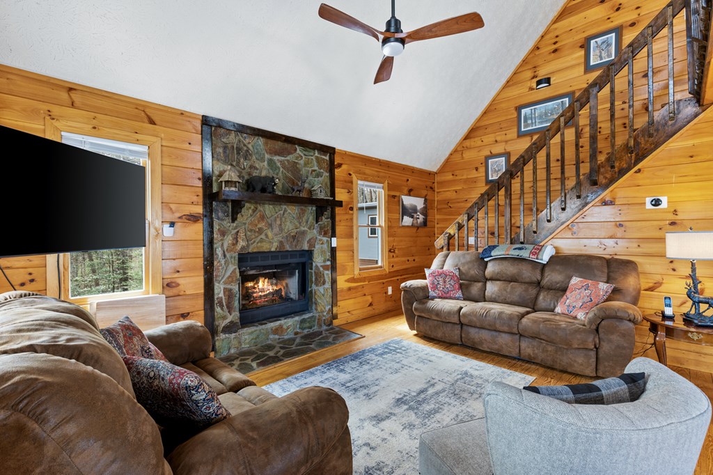 415565 Blue Ridge Residential