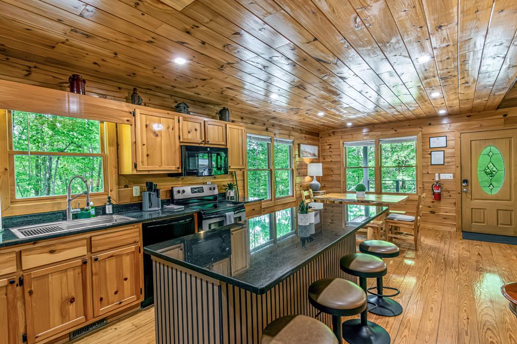415565 Blue Ridge Residential