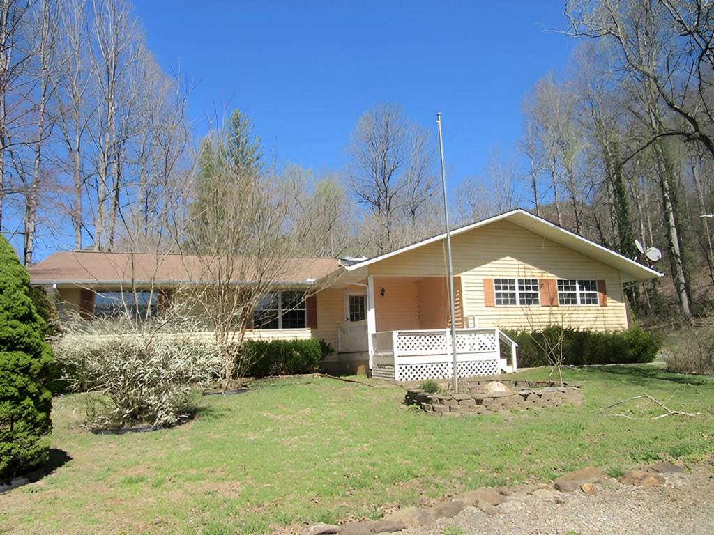 415571 Andrews 