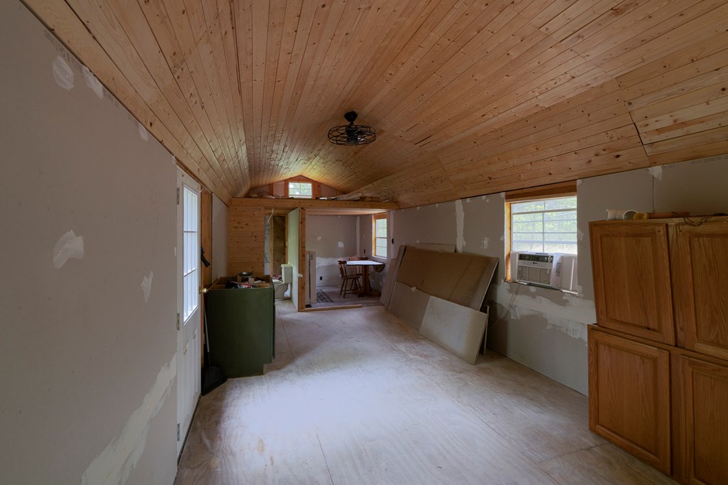 415575 Murphy Residential
