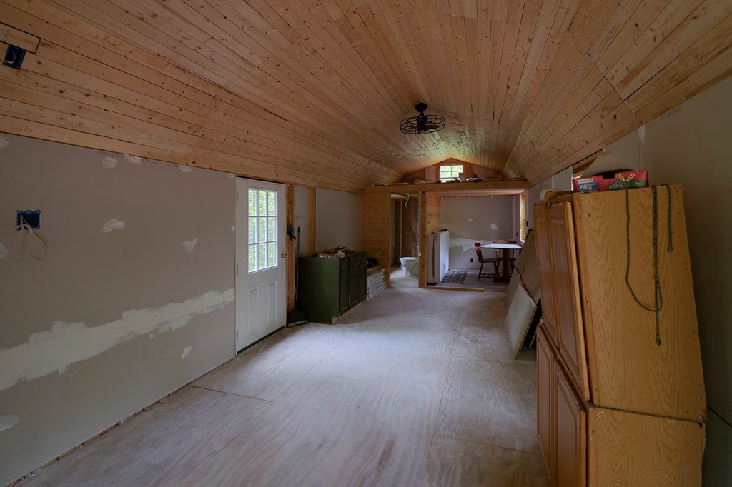 415575 Murphy Residential