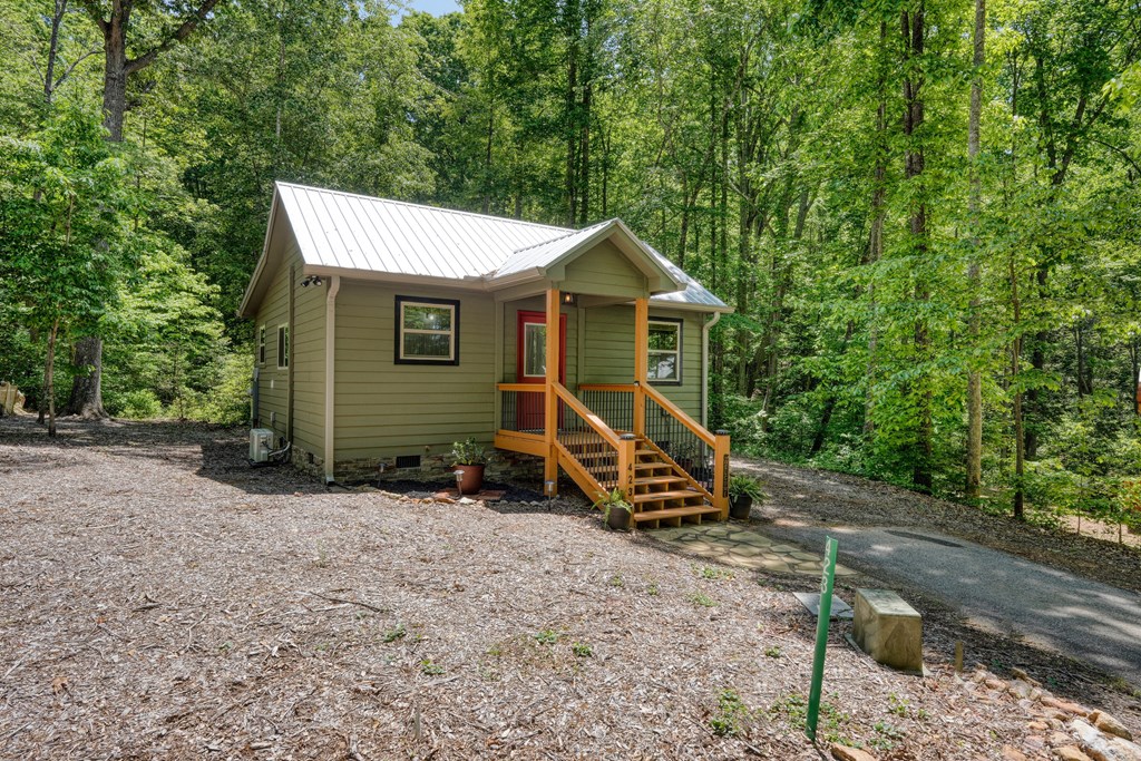 415585 Blairsville Residential