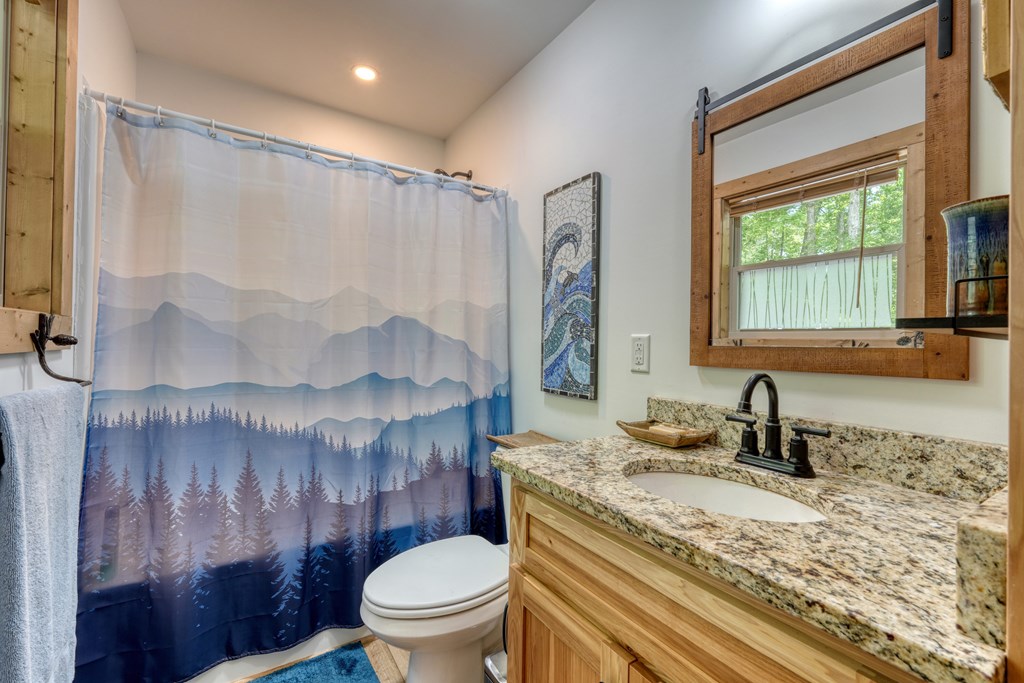 415585 Blairsville Residential