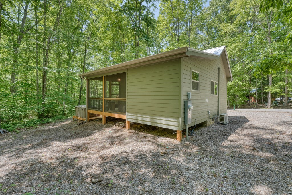 415585 Blairsville Residential