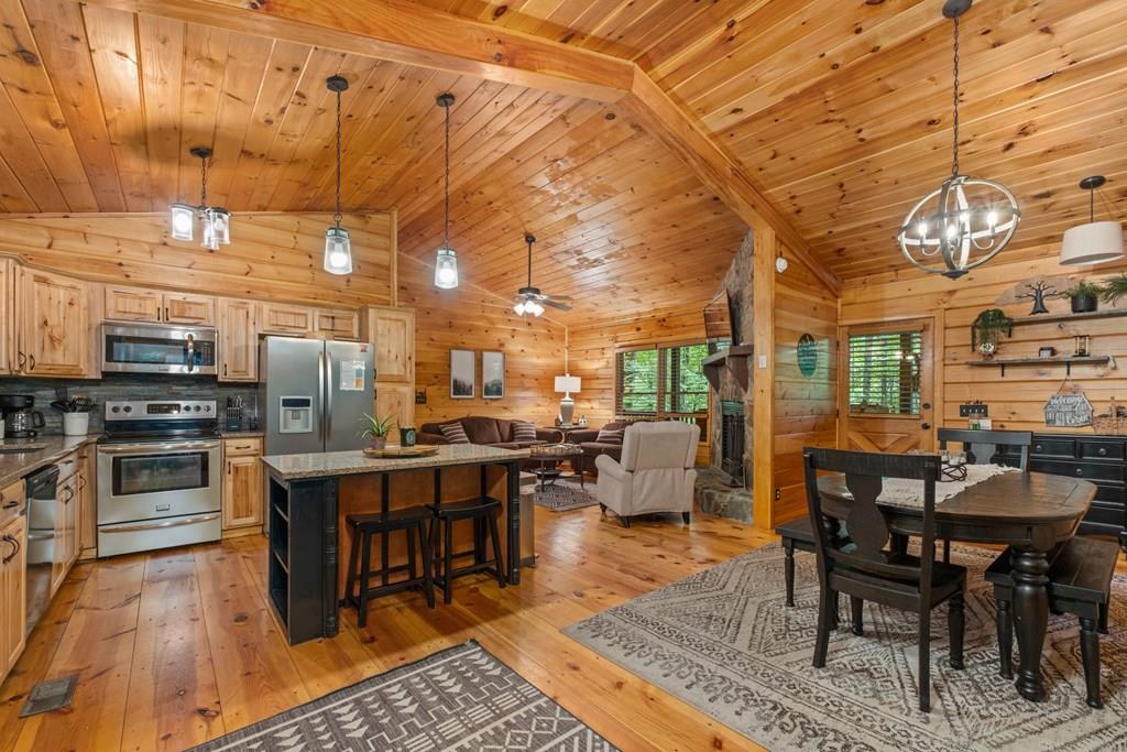 415590 Cherry Log Residential