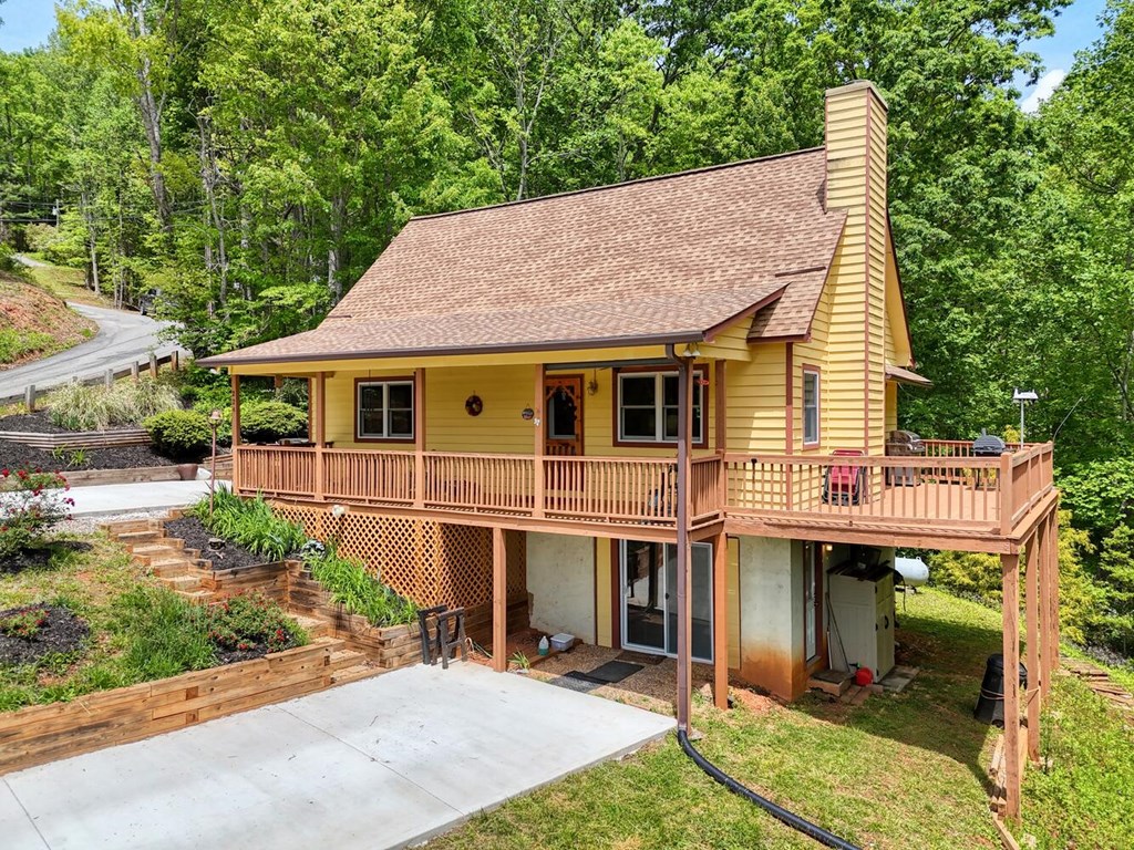 415594 Hiawassee Residential