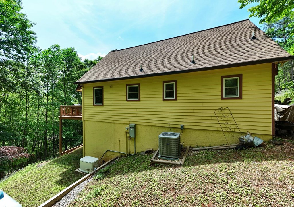 415594 Hiawassee Residential