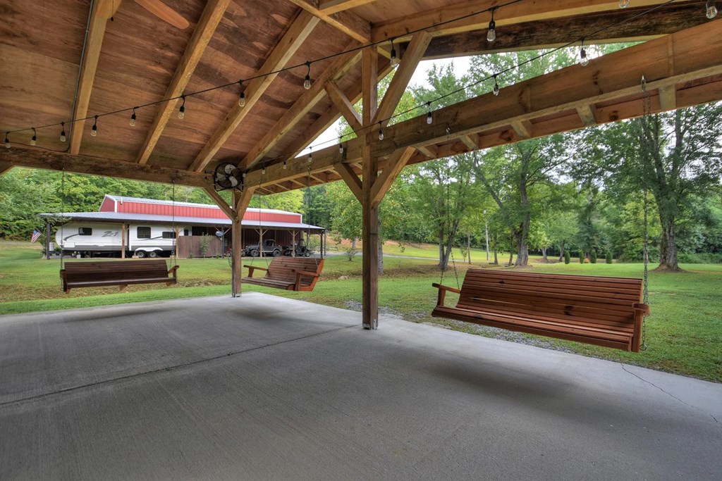 415597 Mineral Bluff Residential