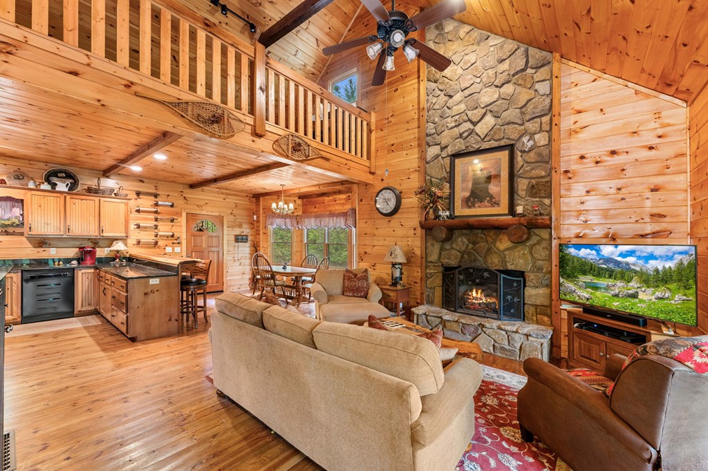 415600 Ellijay Residential