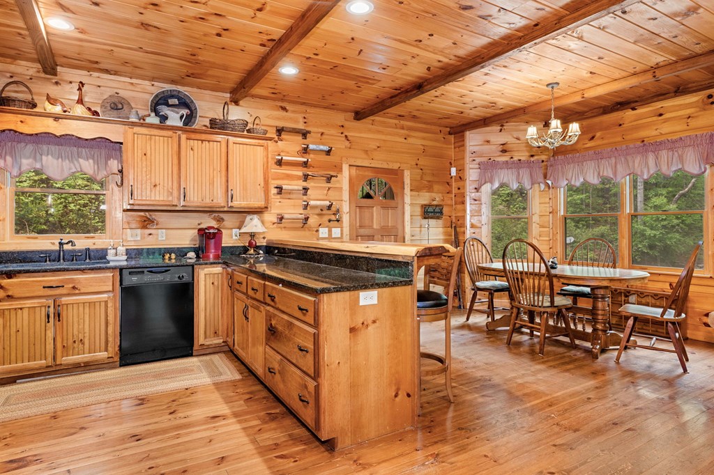 415600 Ellijay Residential