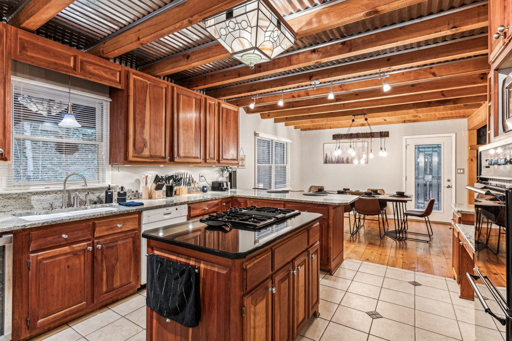 415601 Blue Ridge Residential