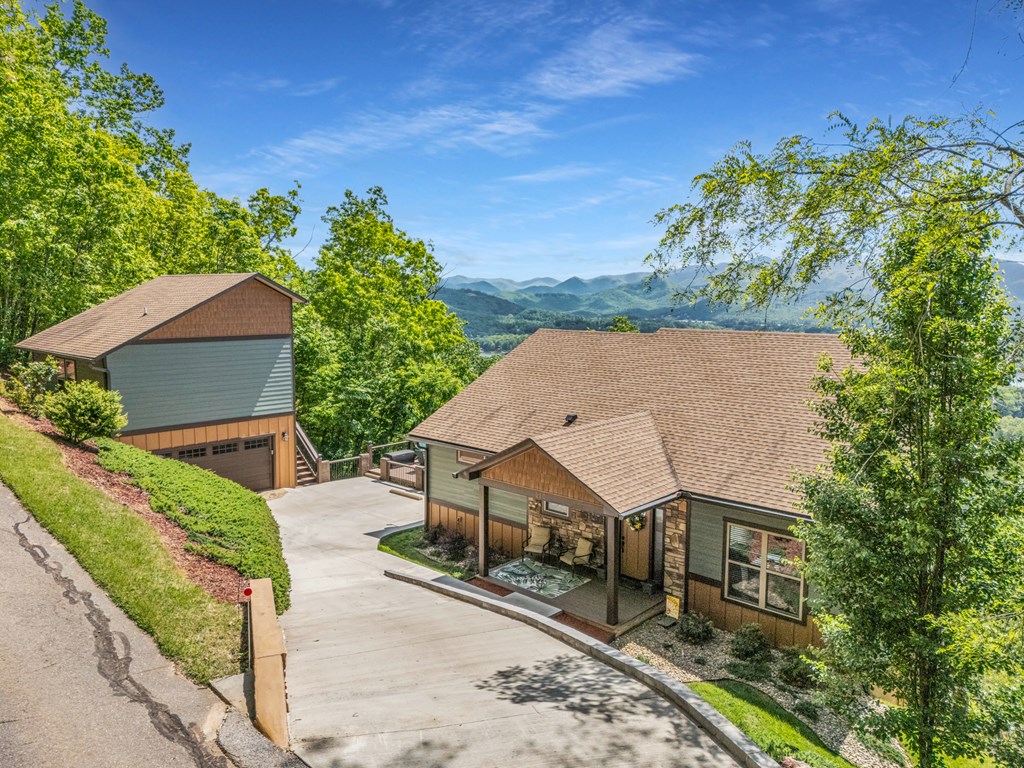 415607 Hayesville Residential