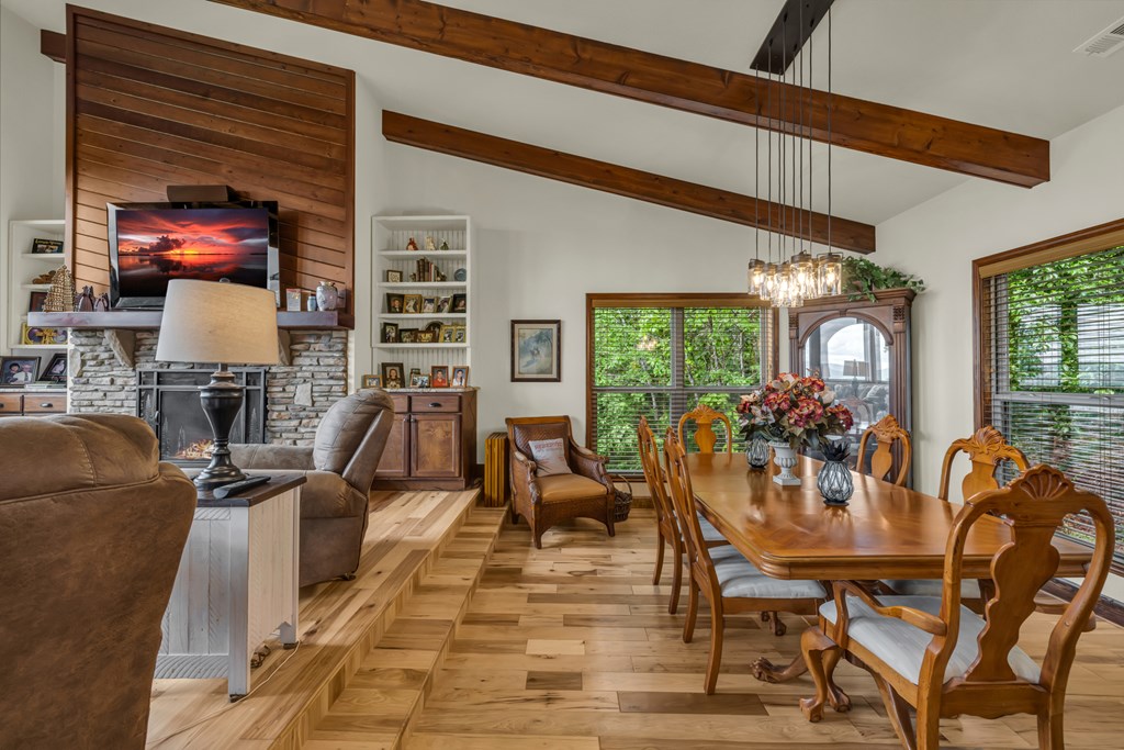 415607 Hayesville Residential