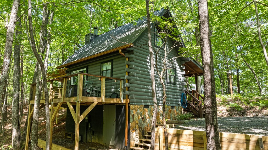 415610 Blue Ridge Residential
