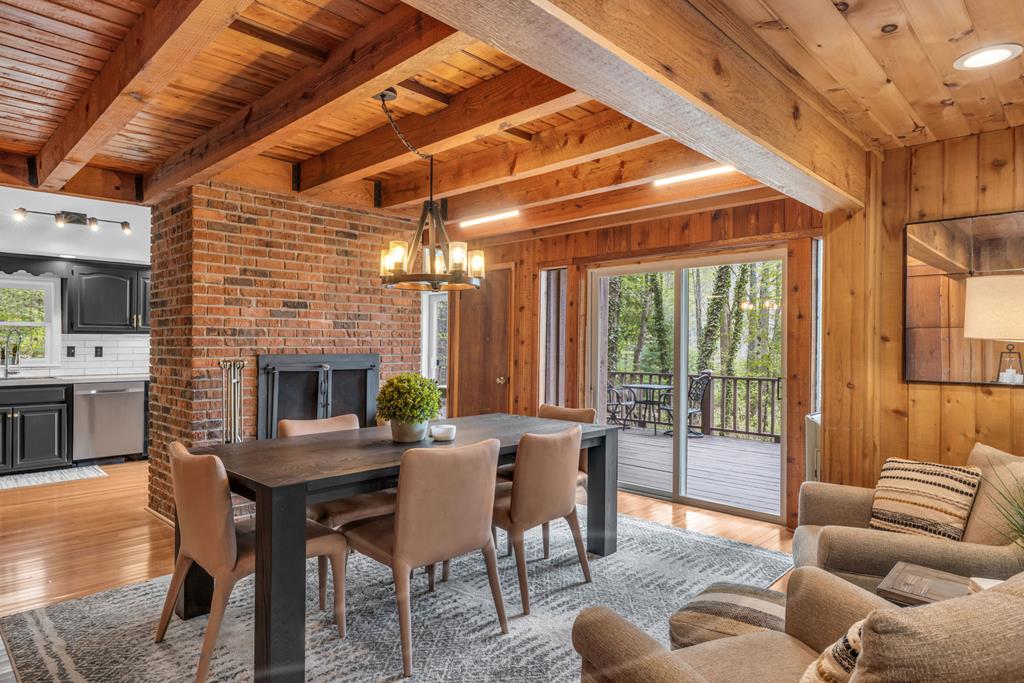 415621 Topton Residential
