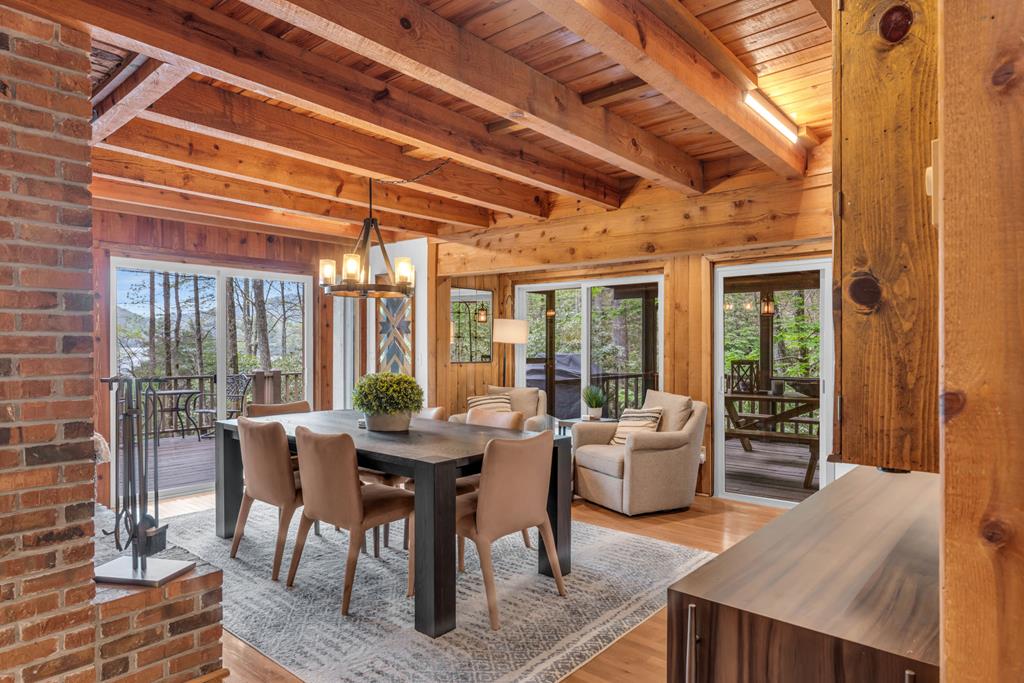 415621 Topton Residential
