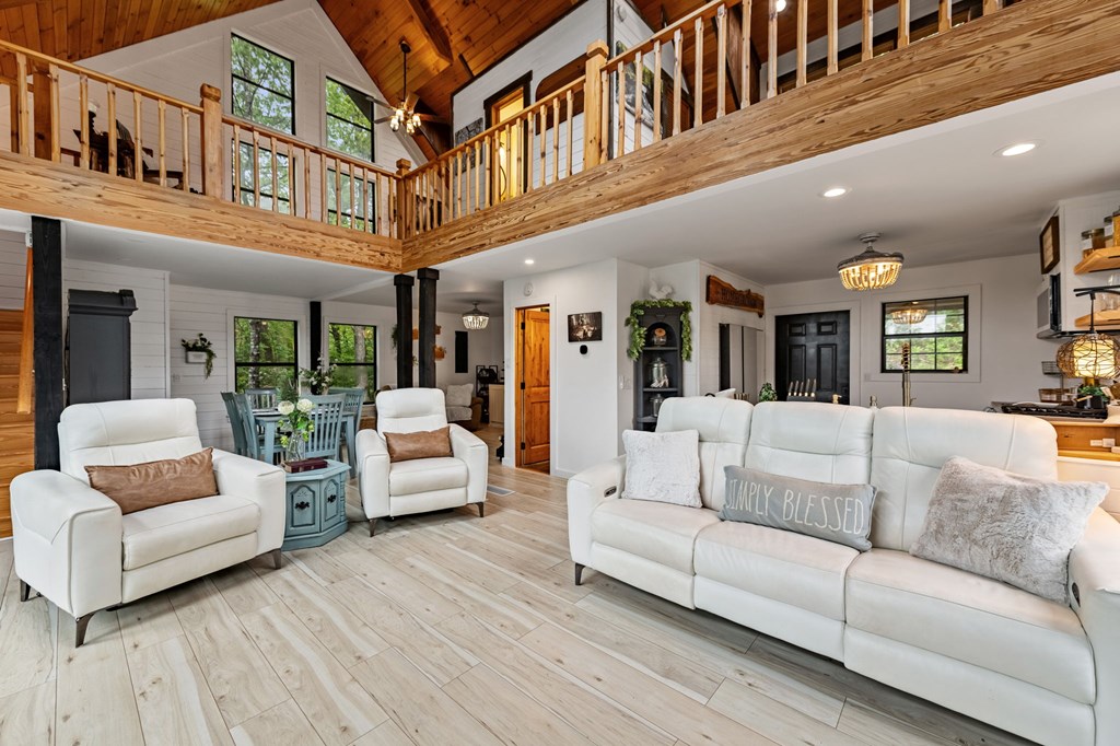 415649 McCaysville Residential