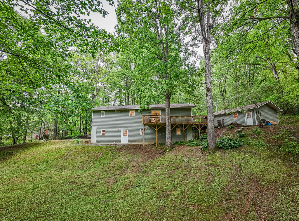 415651 Andrews Residential