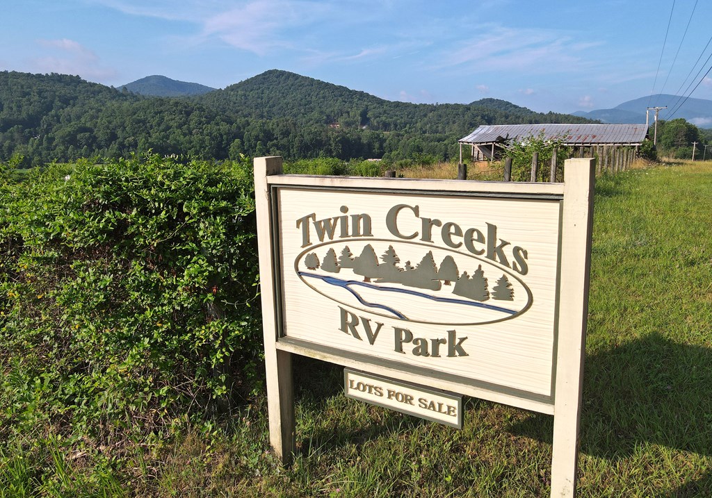 415652 Blairsville Residential
