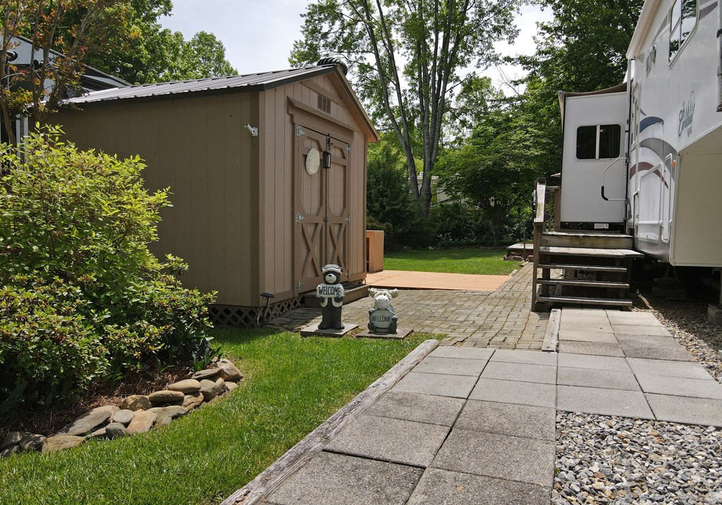 415652 Blairsville Residential