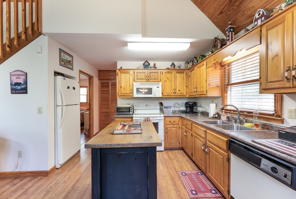 415662 Murphy Residential