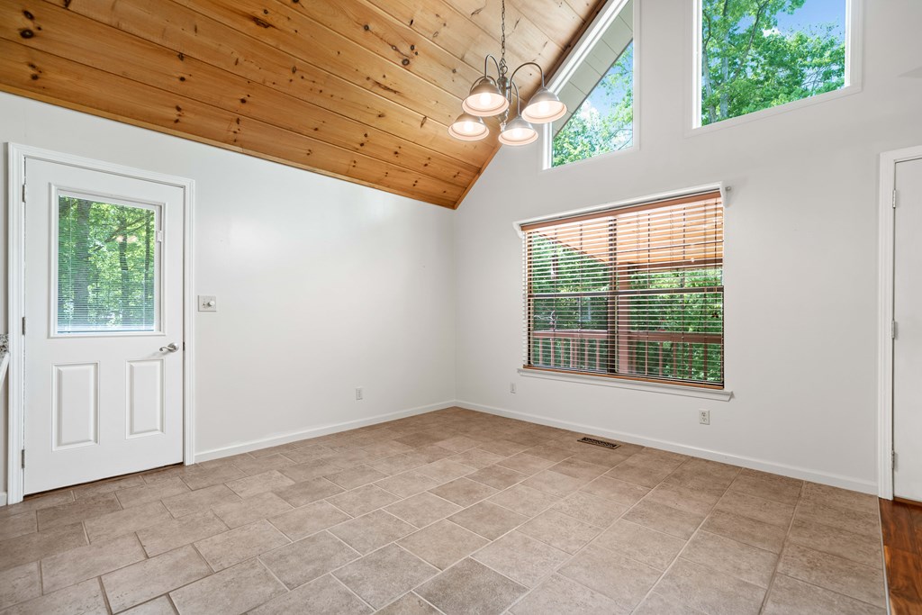 415664 Ellijay Residential