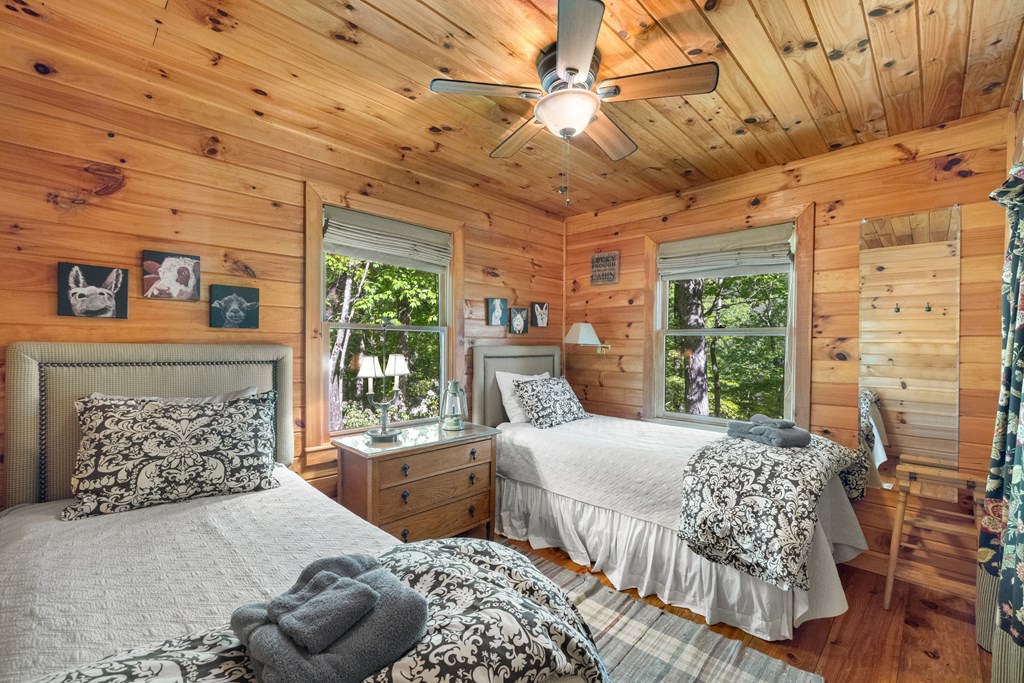415669 Blue Ridge Residential