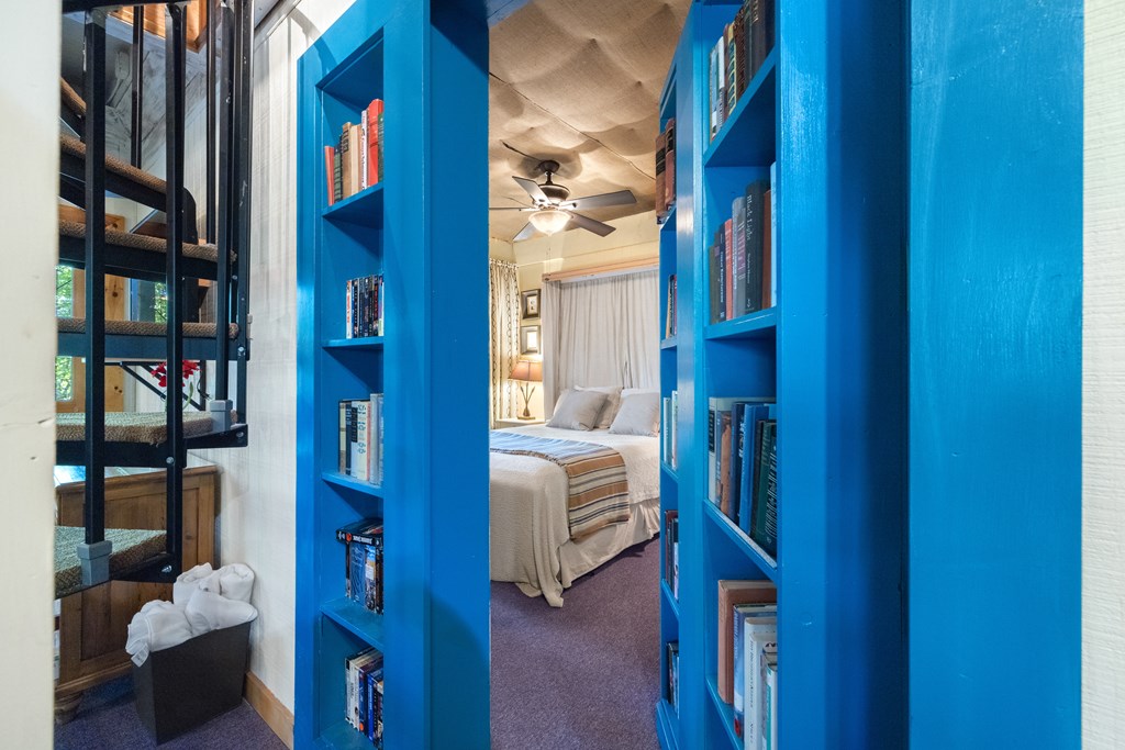 415669 Blue Ridge Residential
