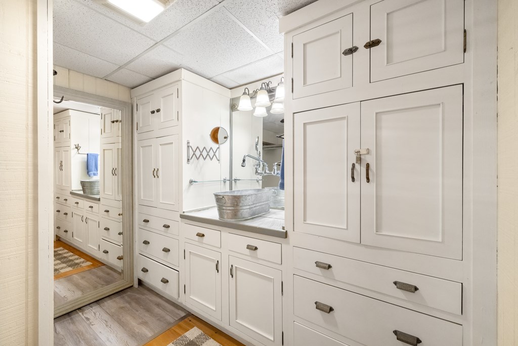 415669 Blue Ridge Residential
