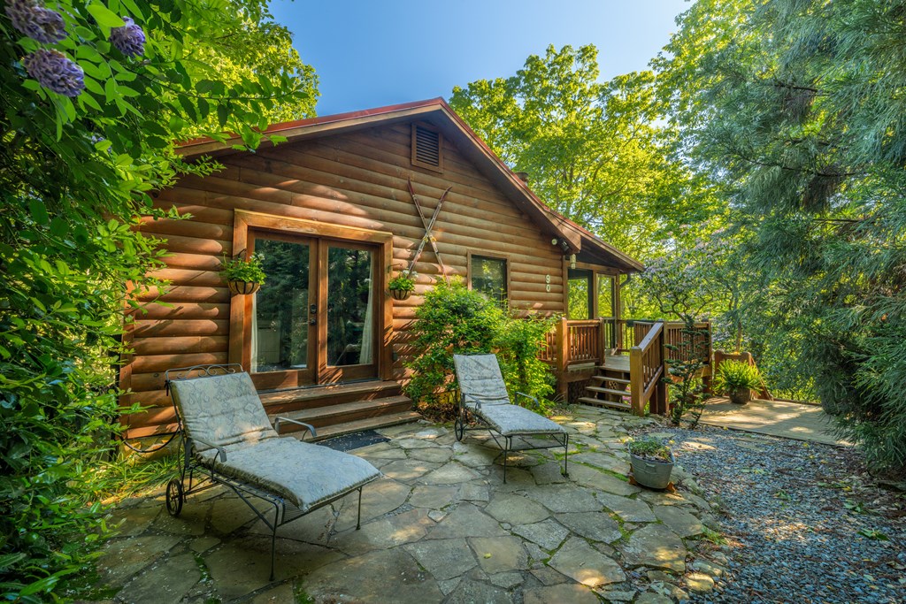 415669 Blue Ridge Residential