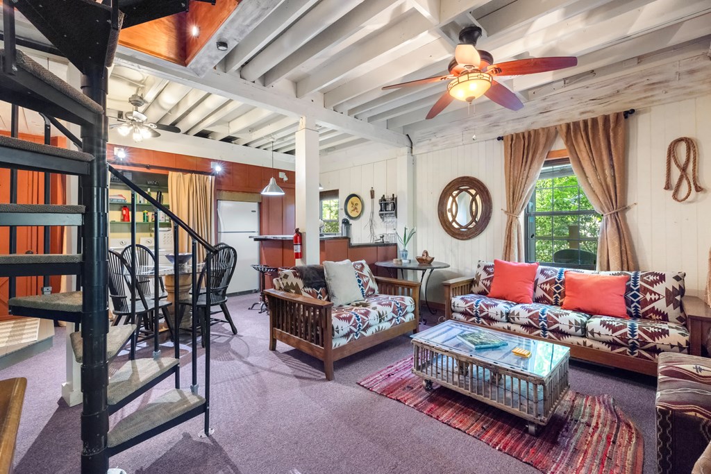 415669 Blue Ridge Residential