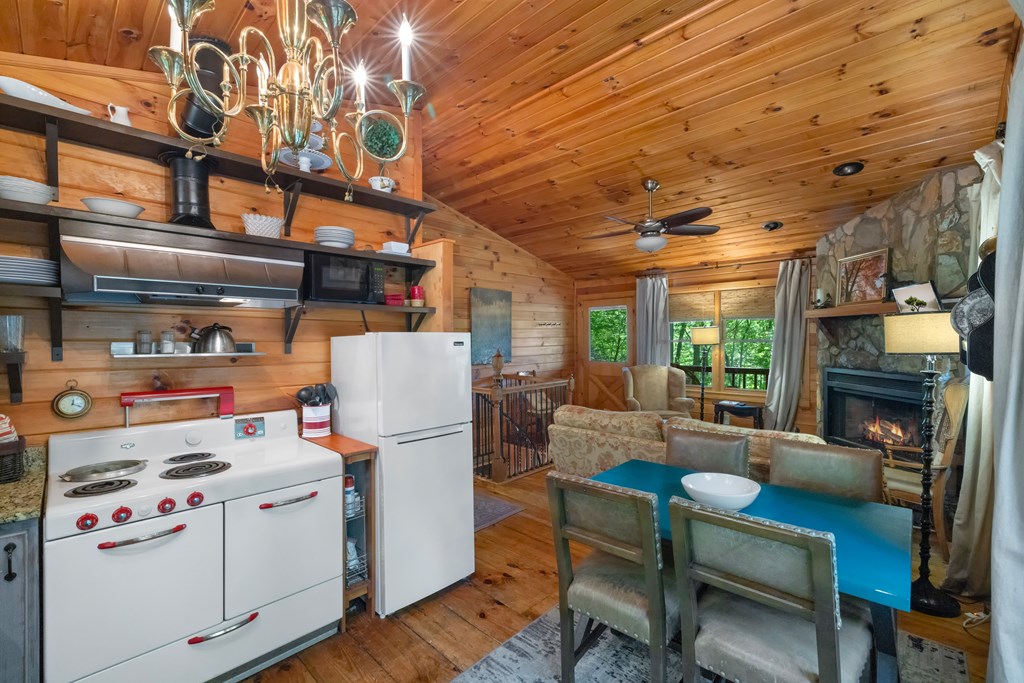415669 Blue Ridge Residential