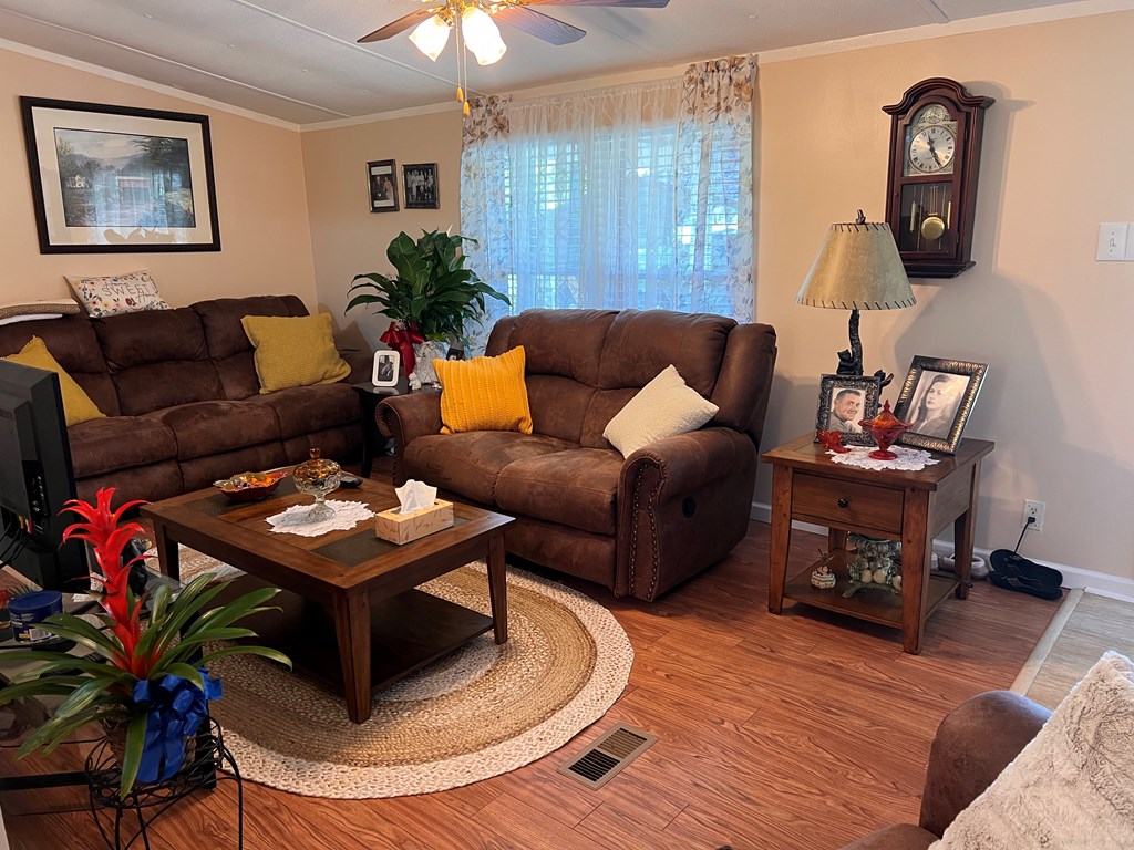 415673 Blue Ridge Residential