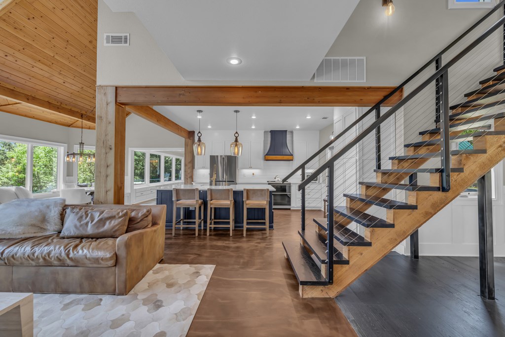 415677 Murphy Residential