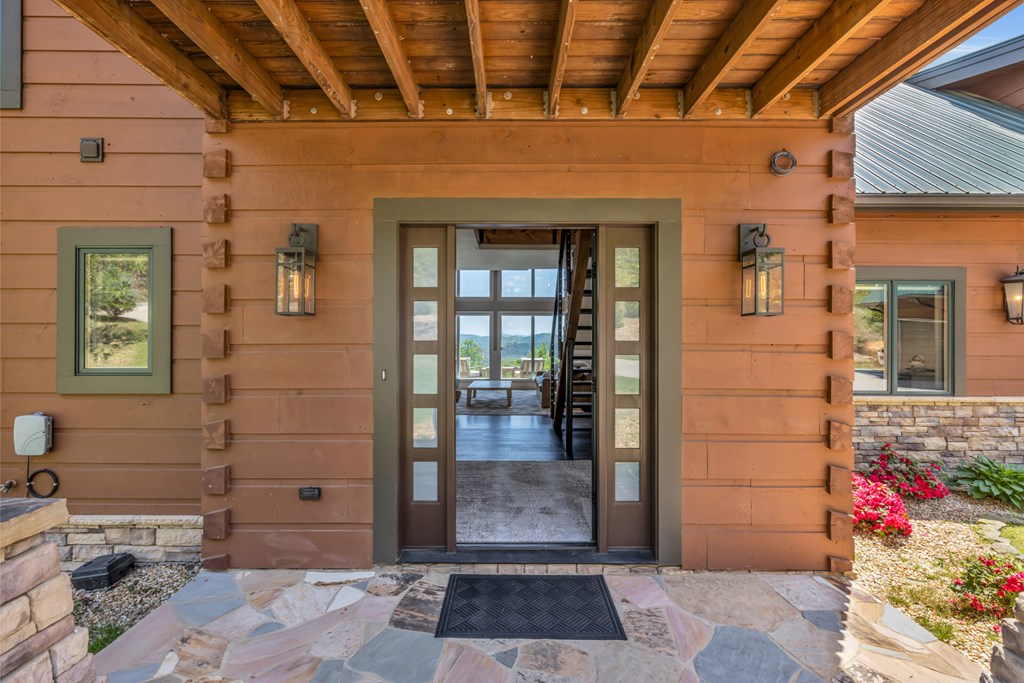 415677 Murphy Residential
