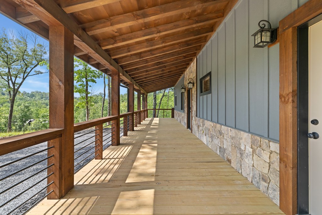 415689 Blue Ridge Residential
