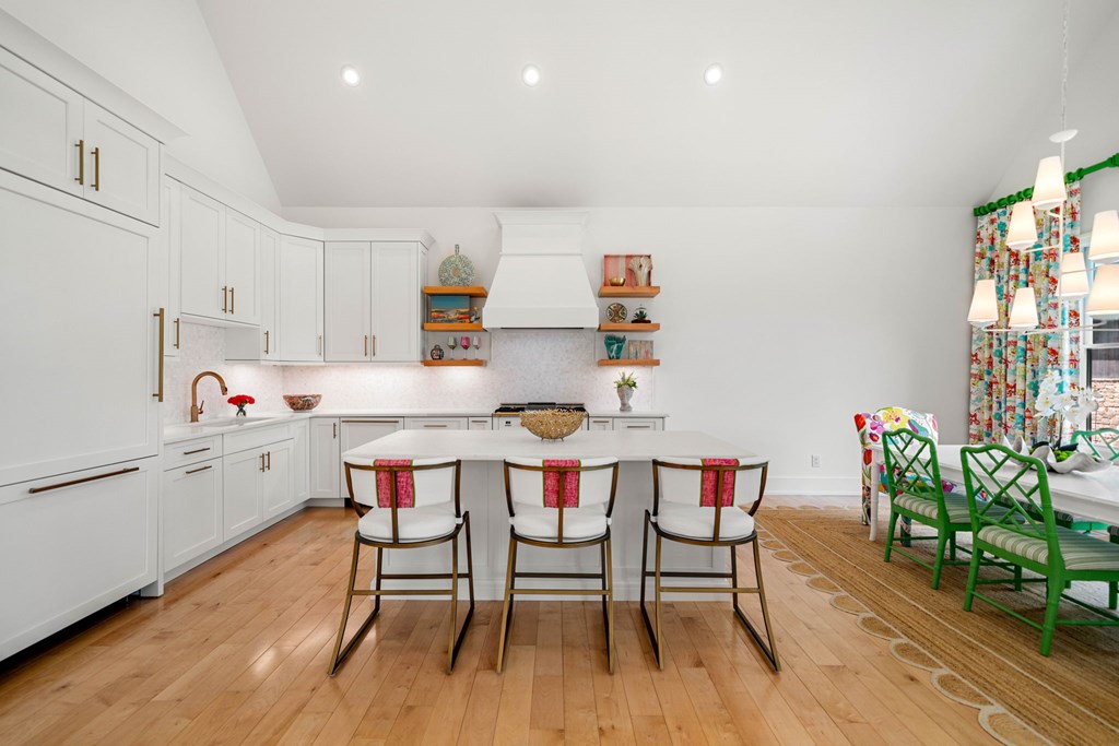 415691 Morganton Residential