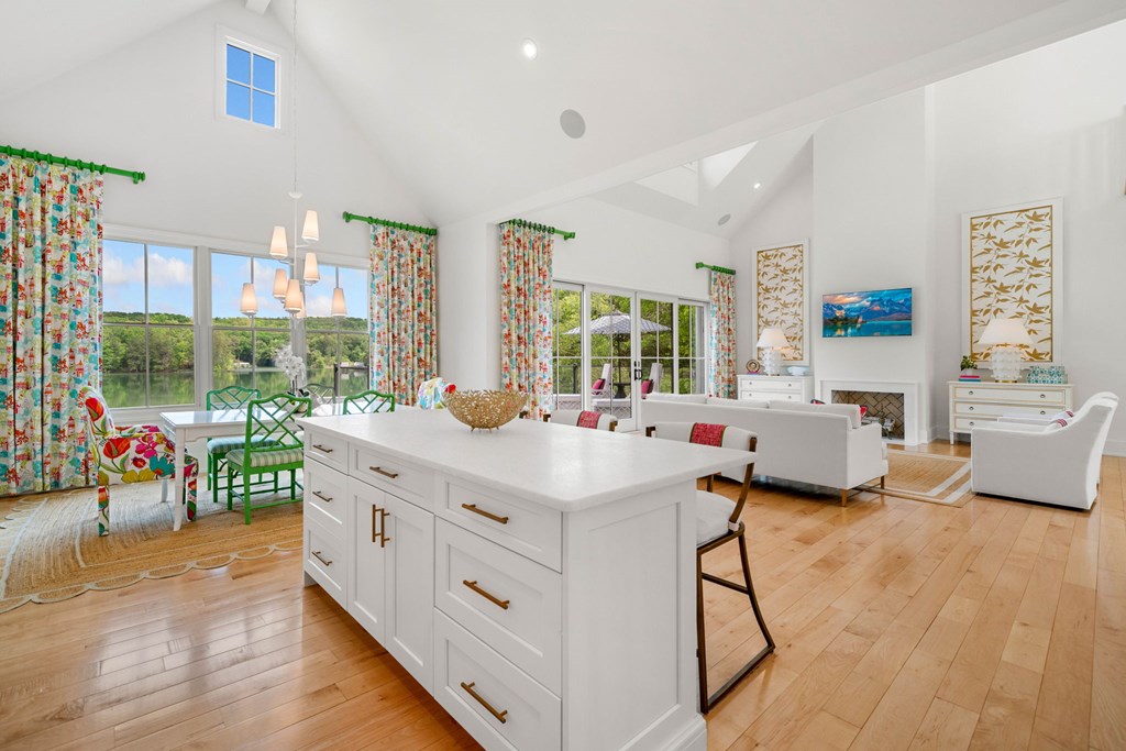 415691 Morganton Residential