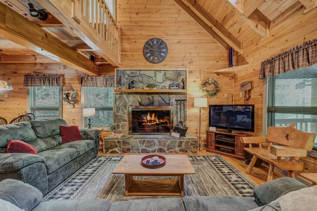 415693 Blue Ridge Residential