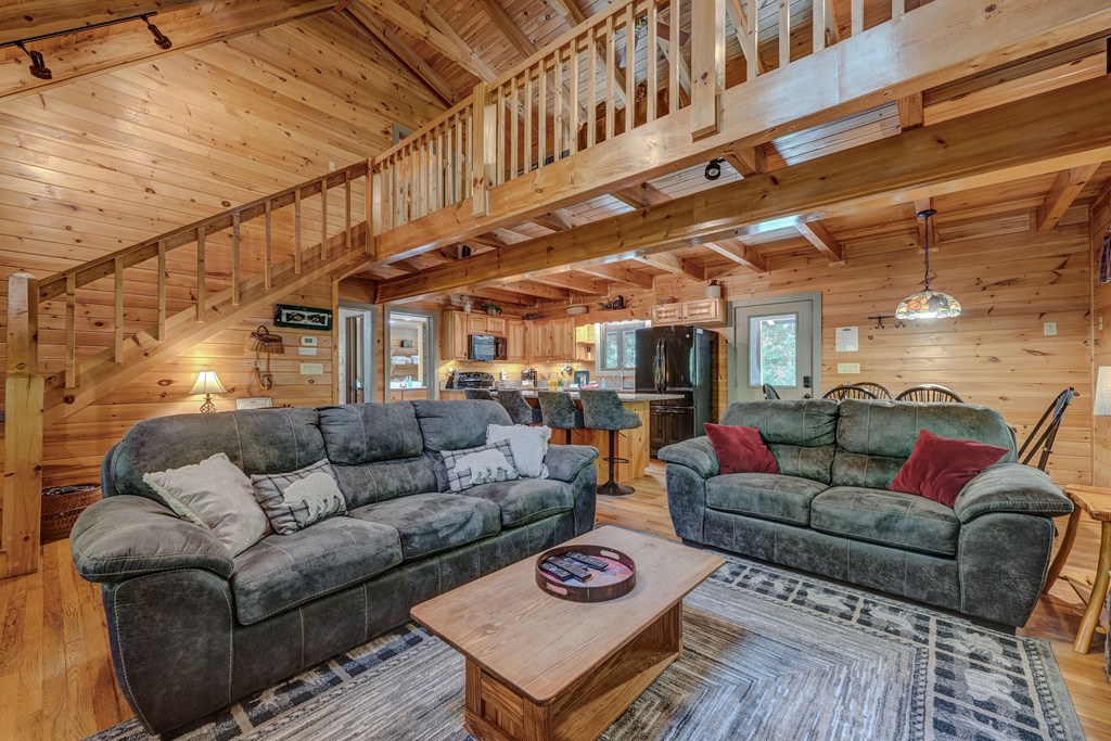 415693 Blue Ridge Residential