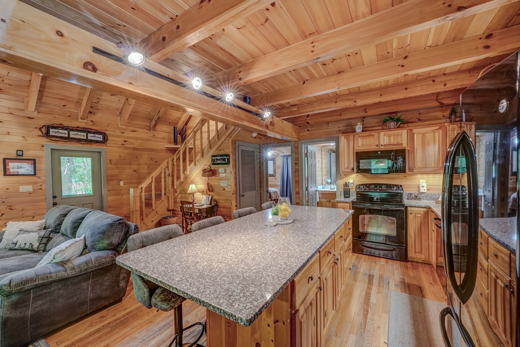 415693 Blue Ridge Residential